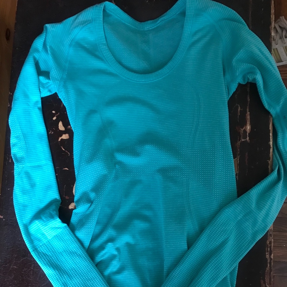 Lululemon Swiftly Tech LS Top blue Size 4
